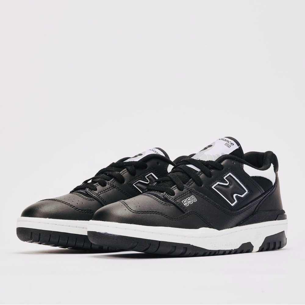 New Balance 550 BB550SVI Black White Mens Size 9 Sneakers ••• New In Box•